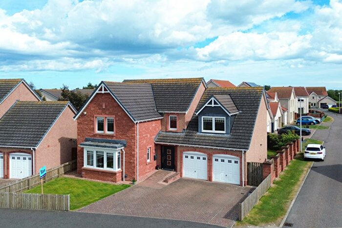 5 Bedroom Detached House For Sale In Dunlin Walk, Montrose, DD10