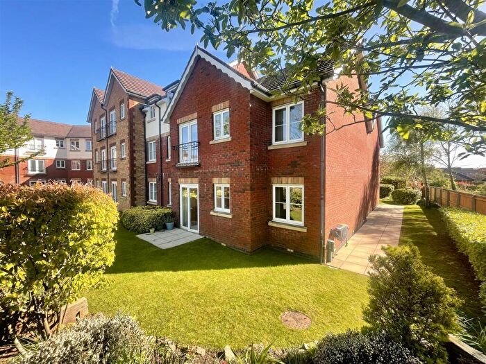 1 Bedroom Retirement Property For Sale In Brampton Way, Portishead, BS20