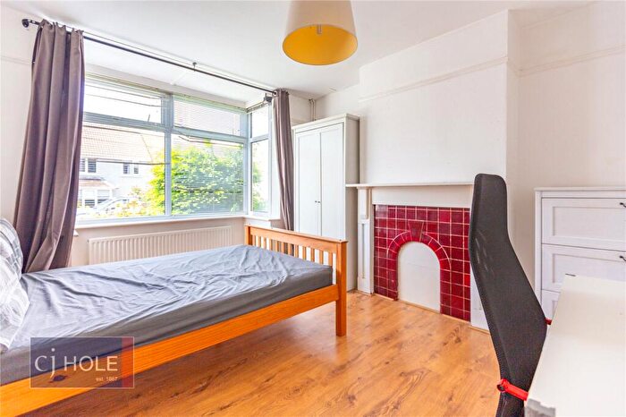 4 Bedroom Terraced House To Rent In Eighth Avenue, Bristol, BS7