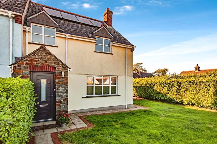 3 Bedroom Semi-Detached House For Sale In Cromwell Drive, Redberth, Tenby, SA70