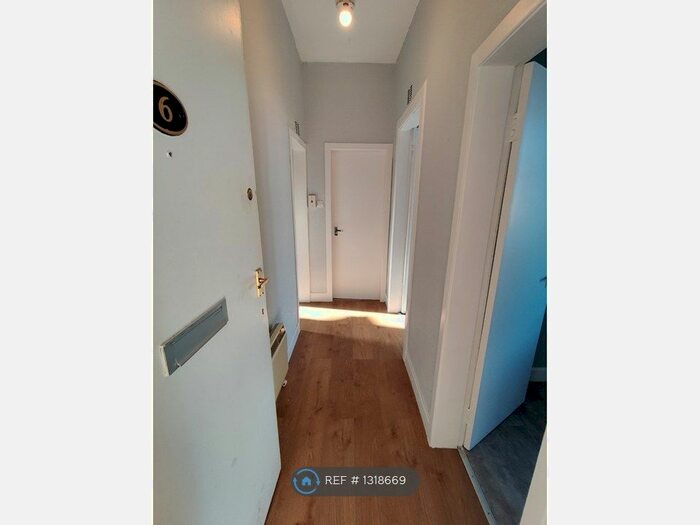 1 Bedroom Flat To Rent In County Place, Perth PH2