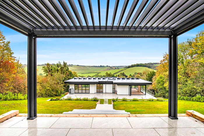 4 Bedroom Detached House To Rent In Butlers Dene Road, Woldingham, CR3