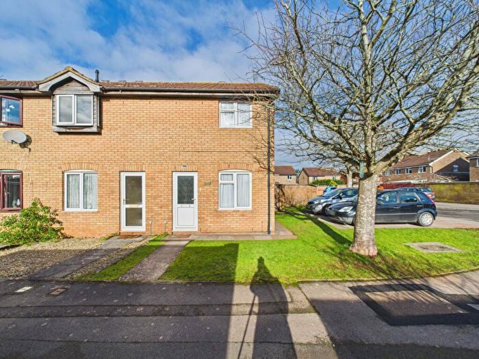 2 Bedroom End Of Terrace House For Sale In Wavell Close, Yate, Bristol, BS37