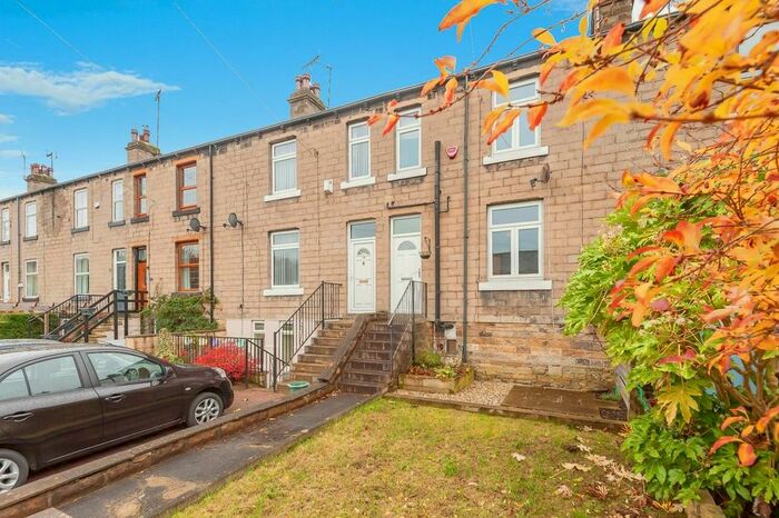 2 Bedroom Terraced House To Rent In Oaklands Avenue, Rodley, LS13