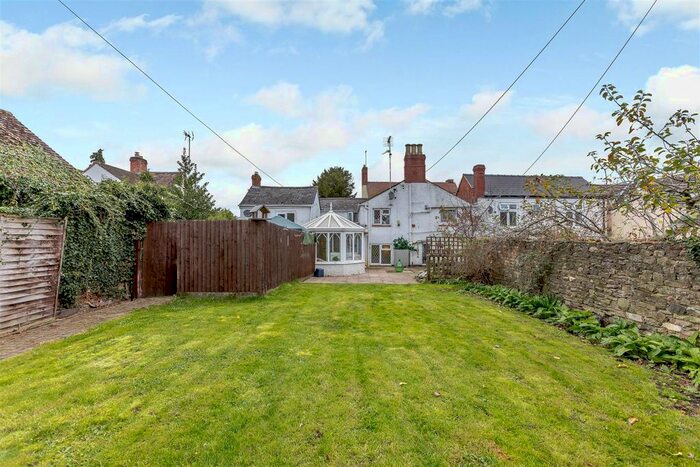 5 Bedroom End Of Terrace House For Sale In High Street, Huntley, Gloucester GL19