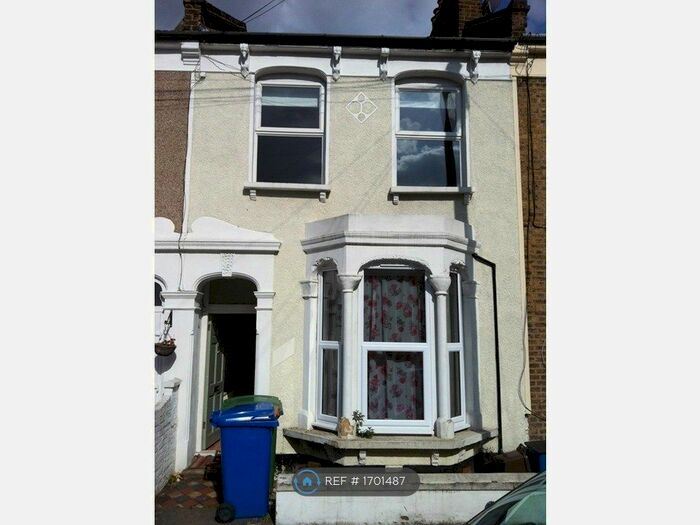 5 Bedroom Terraced House To Rent In Kincaid Road, London, SE15