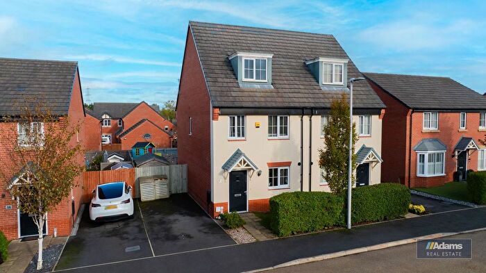 3 Bedroom Semi Detached House For Sale In Northumberland Road, Norlands Green, Widnes, WA8