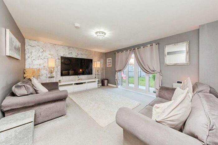 4 Bedroom Detached House For Sale In Black Croft Close, Shavington, Crewe, Cheshire, CW2