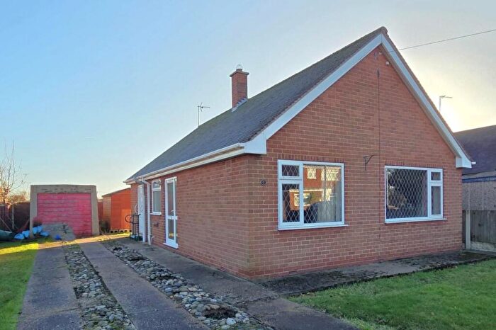 2 Bedroom Detached Bungalow For Sale In Creyke View, Rawcliffe, Goole, DN14