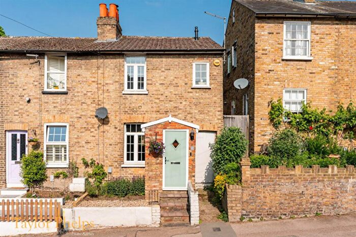 2 Bedroom End Of Terrace House For Sale In Musley Hill, Ware, SG12