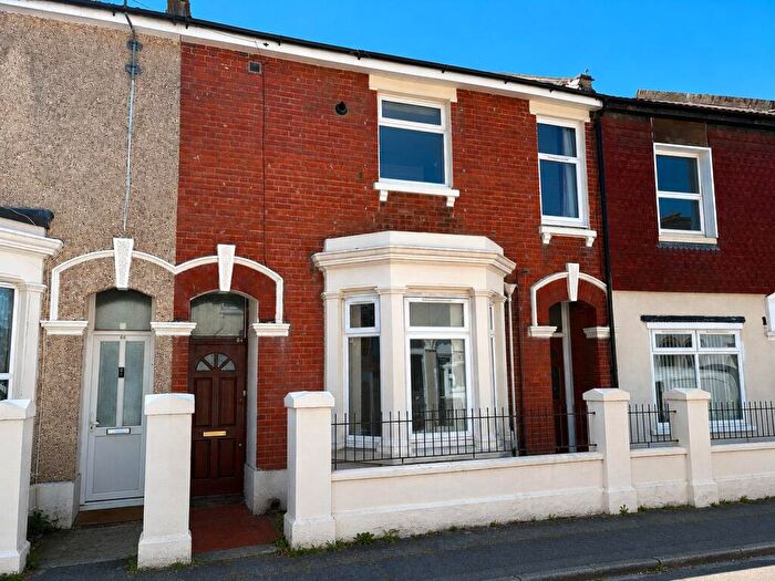 2 Bedroom Flat For Sale In Hudson Road, Southsea, Hampshire, PO5