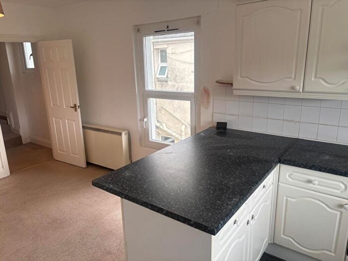 2 Bedroom Apartment To Rent In Ashford Road Flat, PL4