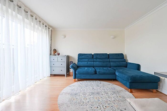 3 Bedroom Terraced House For Sale In Empress Avenue, Aldersbrook, London, E12