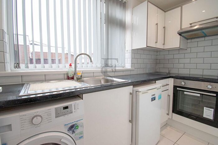 1 Bedroom Studio To Rent In Moat Street, Wigston, LE18
