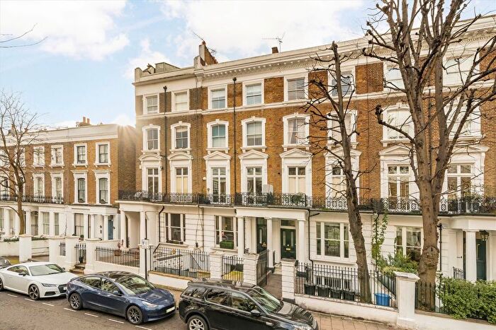 3 Bedroom Flat For Sale In Leamington Road Villas, Westbourne, W11