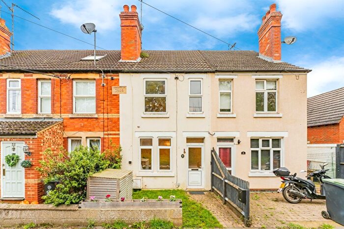 3 Bedroom Terraced House For Sale In Brooks Road, Raunds, Wellingborough, NN9