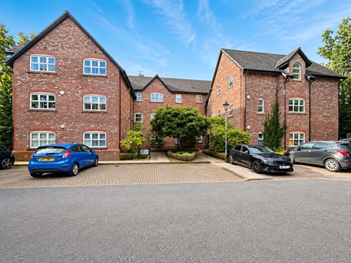 2 Bedroom Flat For Sale In Lacey Green, Wilmslow, SK9
