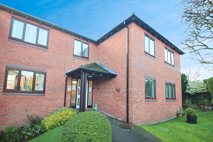 2 Bedroom Flat For Sale In Church View, Sherburn In Elmet, Leeds, LS25