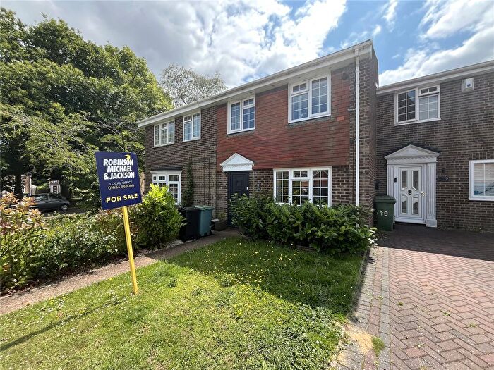 3 Bedroom Terraced House For Sale In Timbertops, Chatham, Kent, ME5