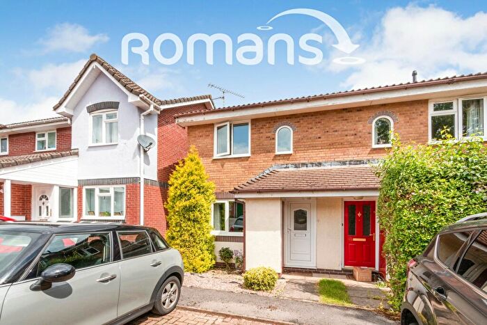 2 Bedroom End Of Terrace House To Rent In The Cornfields, Hatch Warren, RG22