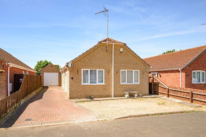 3 Bedroom Detached Bungalow For Sale In Walnut Close, Wisbech St Mary, Wisbech, PE13