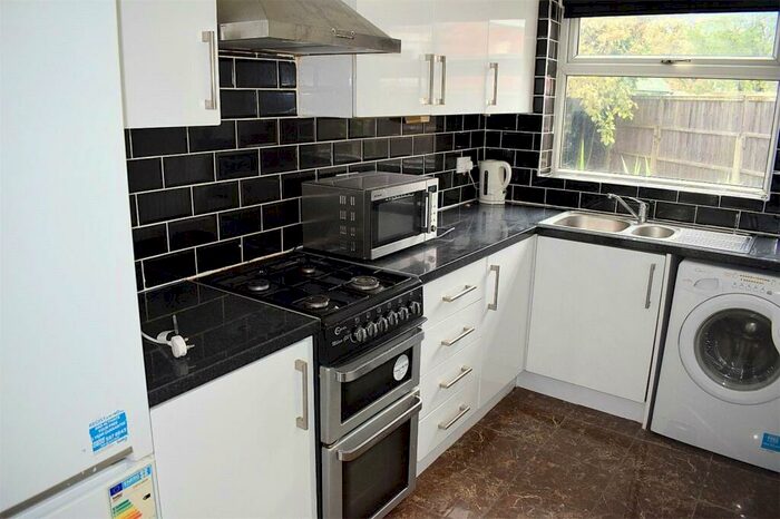 4 Bedroom Semi-Detached House To Rent In Parsonage Road, Withington, M20