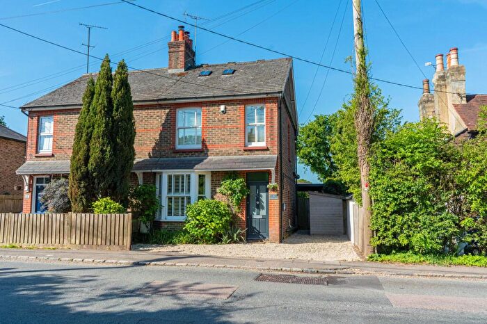 3 Bedroom Semi Detached House For Sale In Green Road, Wivelsfield Green, RH17