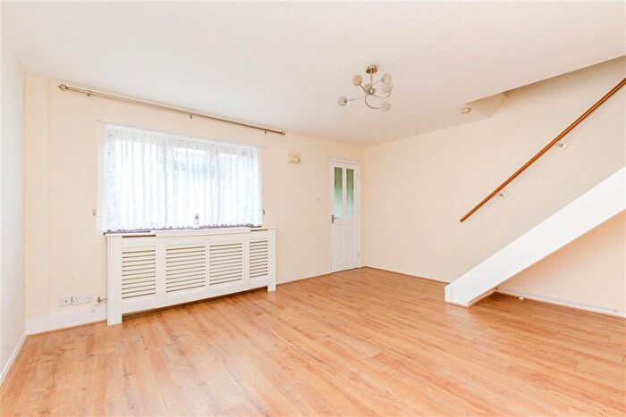 3 Bedroom Terraced House For Sale In Ormesby Close, London, SE28