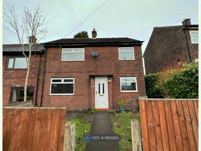 3 Bedroom Semi-Detached House To Rent In Springs Lane, Tameside, SK15