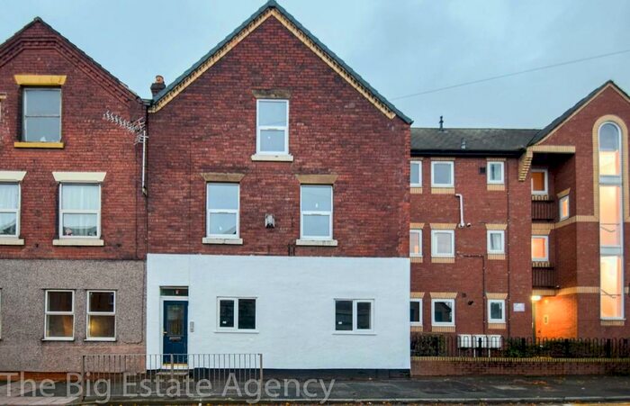 2 Bedroom Apartment To Rent In High Street, Connah's Quay, Deeside, CH5
