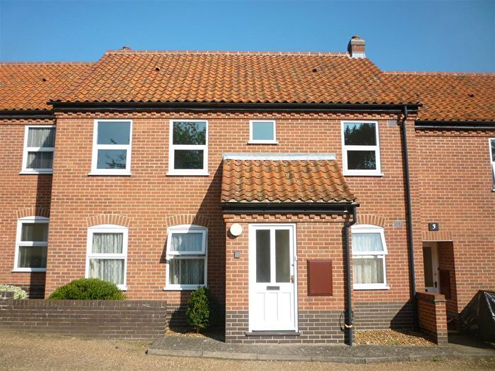 2 Bedroom Apartment To Rent In Spinners Lane, Swaffham, PE37