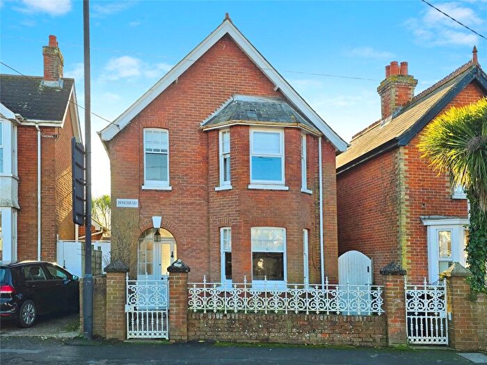3 Bedroom Detached House For Sale In Tennyson Road, Yarmouth, Isle Of Wight, PO41