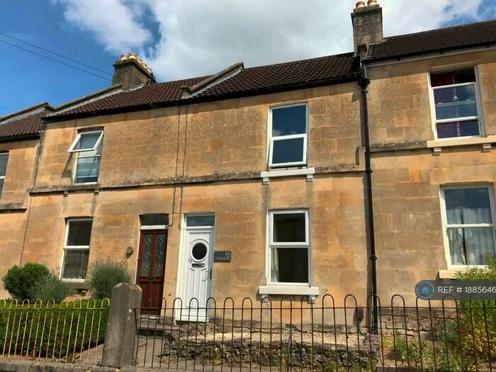 3 Bedroom Terraced House To Rent In Shophouse Road, Bath, BA2
