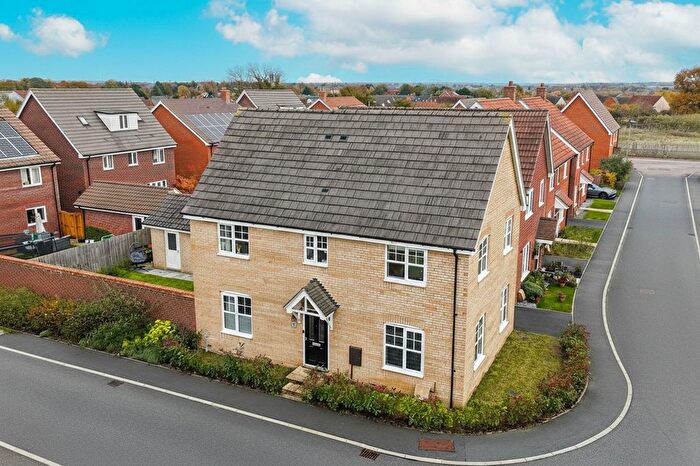 4 Bedroom Detached House For Sale In Royal Sovereign Avenue, Costessey, Norwich, NR5