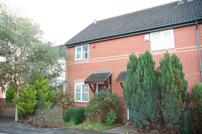 2 Bedroom End Of Terrace House For Sale In Halse Water, Didcot, OX11