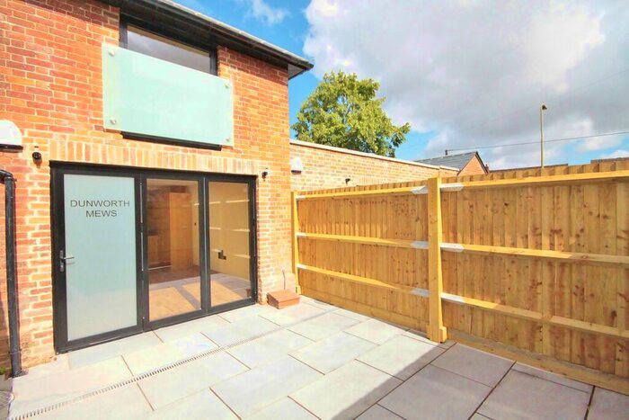 1 Bedroom Detached House To Rent In The Street, Crowmarsh Gifford, Wallingford, OX10