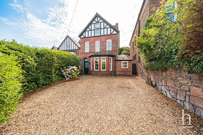 6 Bedroom Detached House For Sale In Bennetts Hill, Oxton, CH43