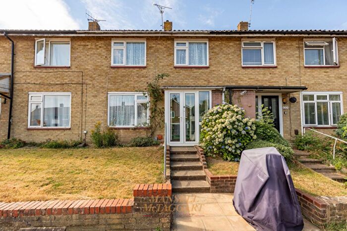 3 Bedroom Terraced House For Sale In Southgate Drive, Crawley, RH10