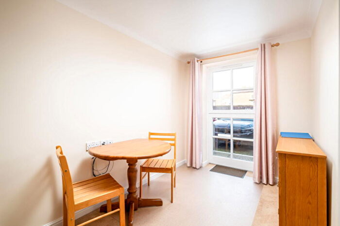 2 Bedroom Retirement Property For Sale In Paynes Park, Hitchin, SG5