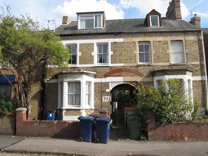 3 Bedroom Flat To Rent In Bullingdon Road, Oxford, OX4