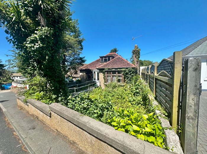 3 Bedroom Detached Bungalow For Sale In St. Georges Road, Hayle, TR27