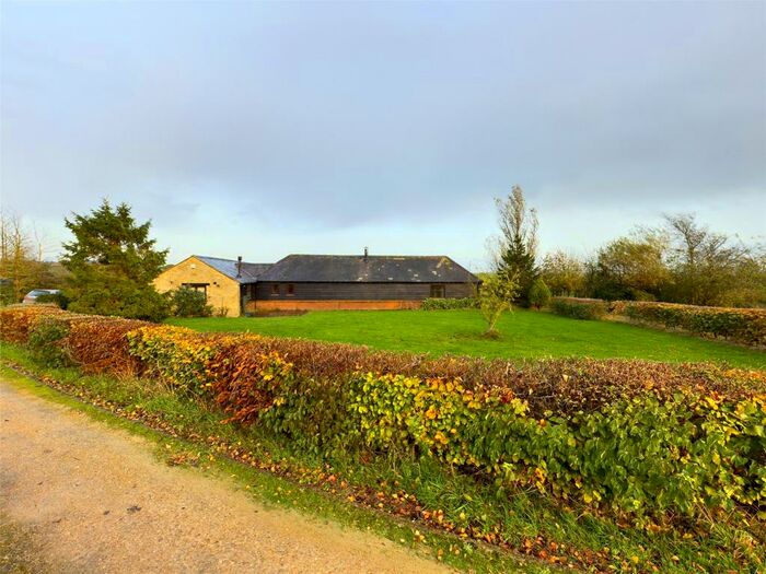3 Bedroom Bungalow To Rent In Crendon Road, Shabbington, Aylesbury, HP18
