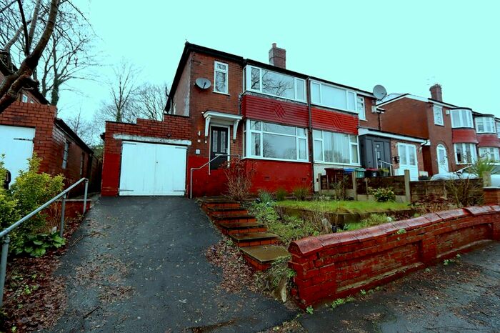 3 Bedroom Semi-Detached House To Rent In Agecroft Road West, Prestwich, M25