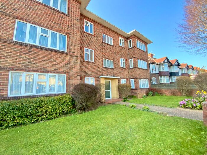 2 Bedroom Flat To Rent In Nevill Road, Hove, BN3