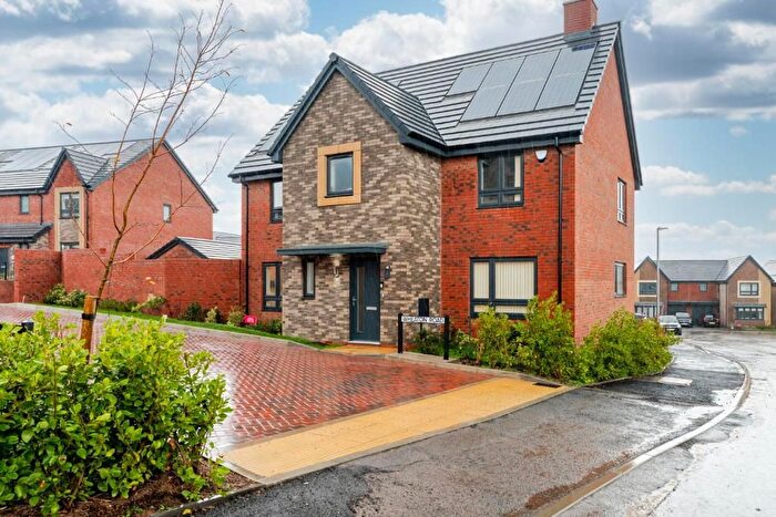 4 Bedroom Property To Rent In Wheaton Road, Bristol, BS34