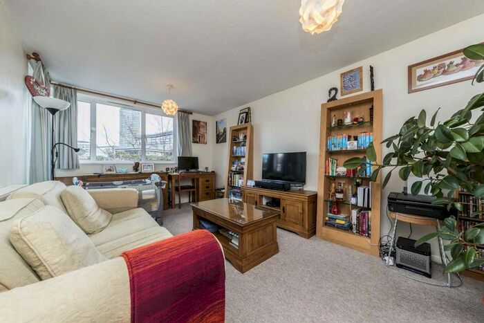 2 Bedroom Flat To Rent In Vincent Street, London, SW1P