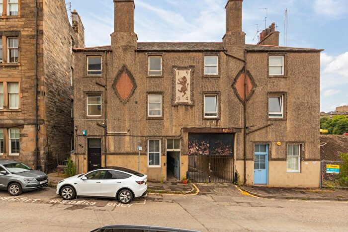2 Bedroom Flat For Sale In / Eyre Terrace, Edinburgh, EH3
