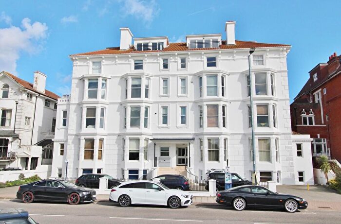 1 Bedroom Apartment For Sale In Clarence Parade, Southsea, PO5
