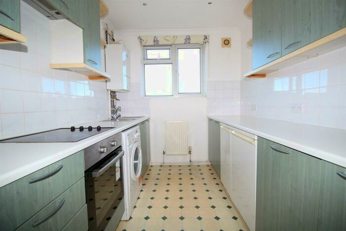 1 Bedroom Flat To Rent In Cadmore Court, Cadmore Lane, Cheshunt, EN8