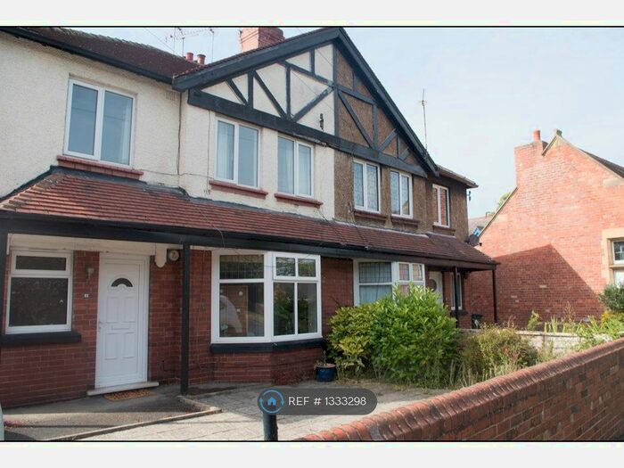 1 Bedroom Flat To Rent In Headingley, Leeds, LS16